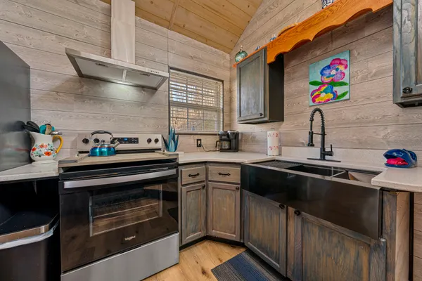 $339,500 | 419 Jackie Dukes Road, Lewisburg, KY 42256