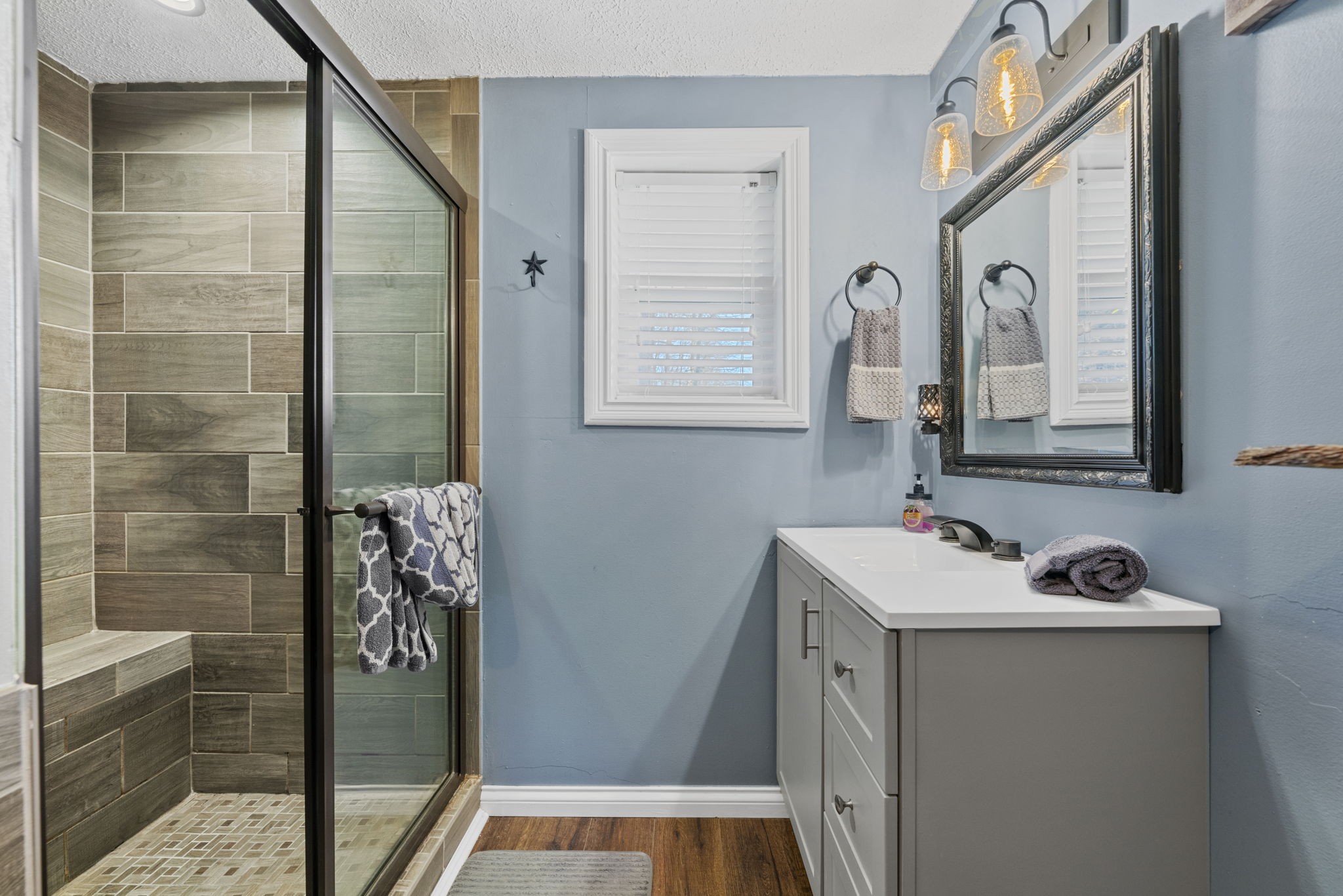 419 Jackie Dukes Road Lewisburg, KY 42256 - Photo 21 of 55 a bathroom with a sink and mirror