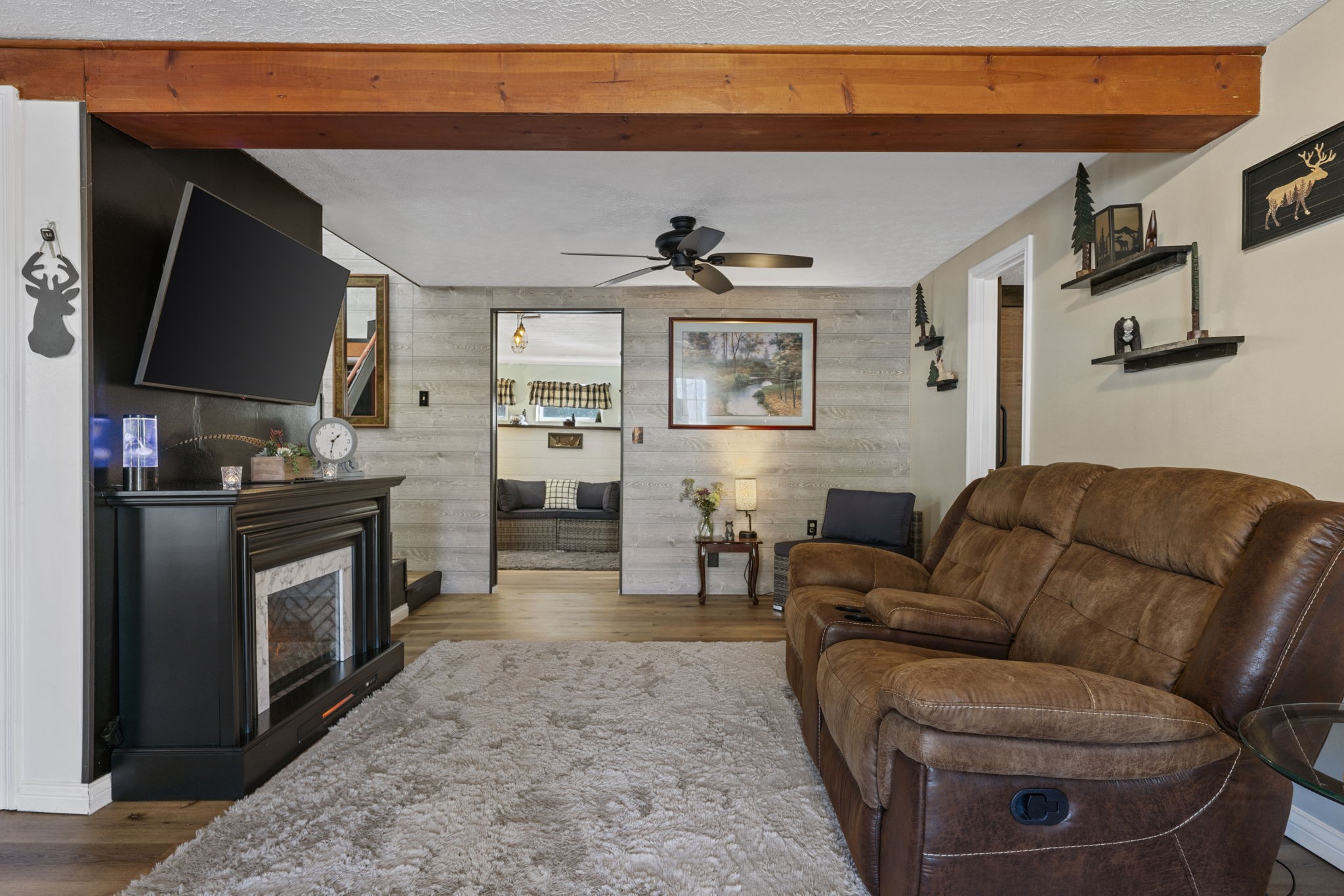 419 Jackie Dukes Road Lewisburg, KY 42256 - Photo 10 of 55 a living room with furniture and a fireplace