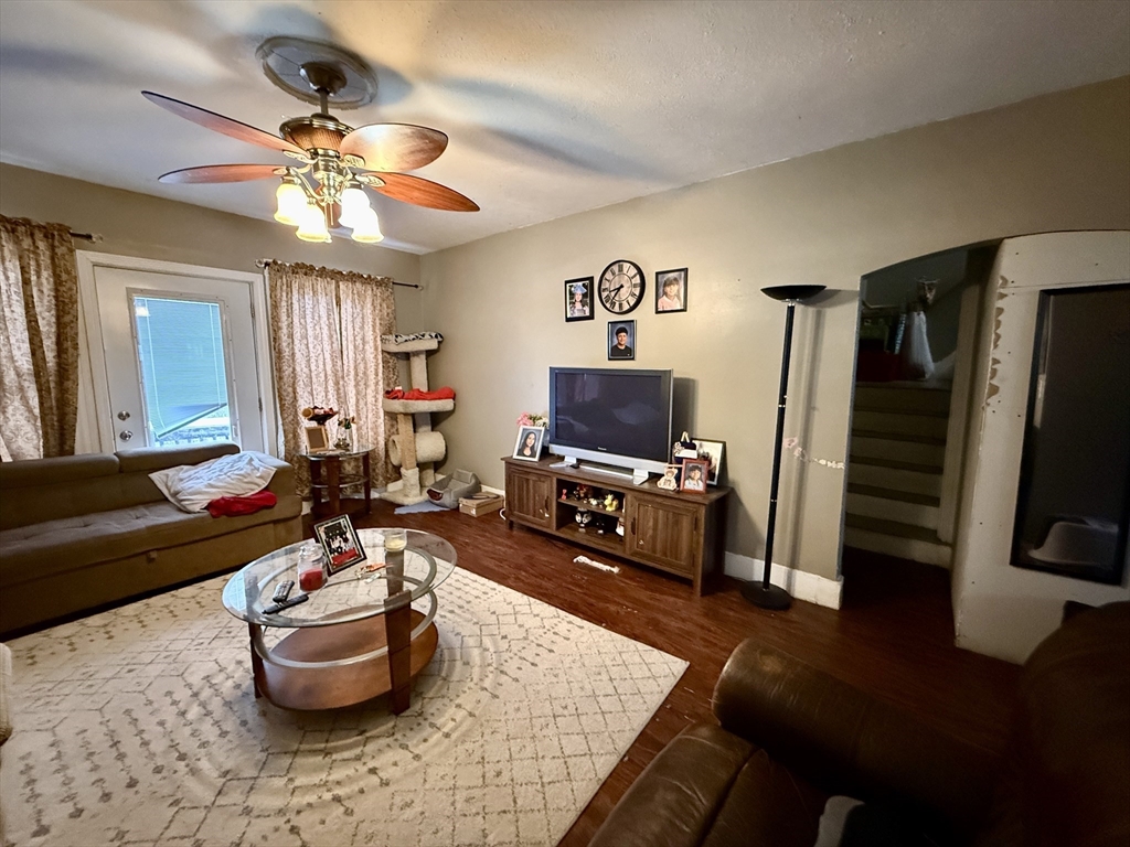 11 Amory Street Nashua, NH 03060 - Photo 8 of 16