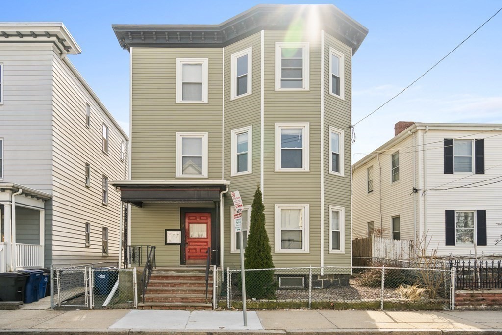 33 Harbor View Street, Unit 1 Boston, MA 02125 - Photo 12 of 12