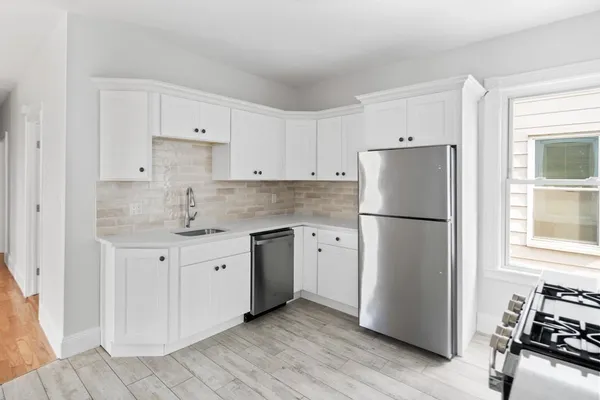 $4,200 | 33 Harbor View Street, Unit 1, Boston, MA 02125