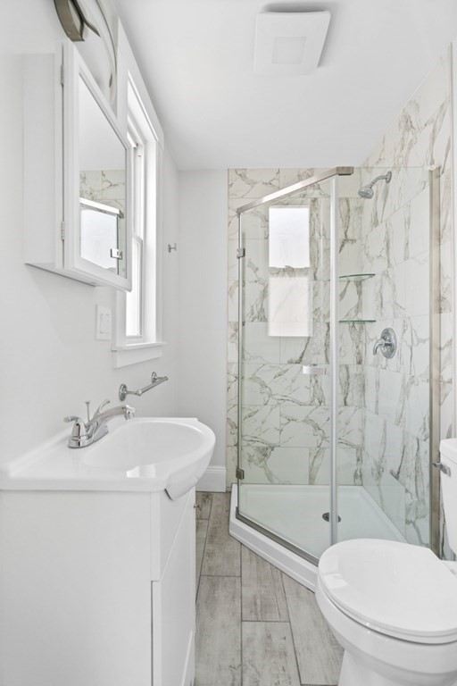 33 Harbor View Street, Unit 1 Boston, MA 02125 - Photo 10 of 12