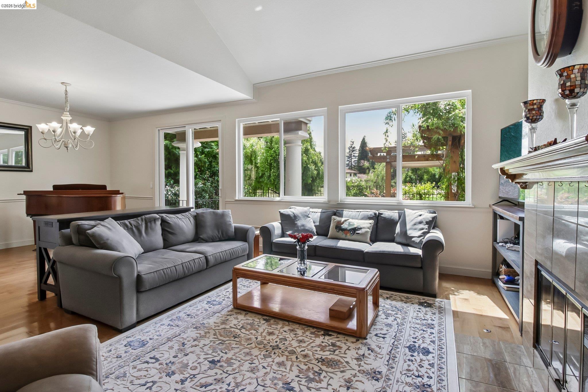 1251 Canyon Side Avenue San Ramon, CA 94582 - Photo 23 of 82