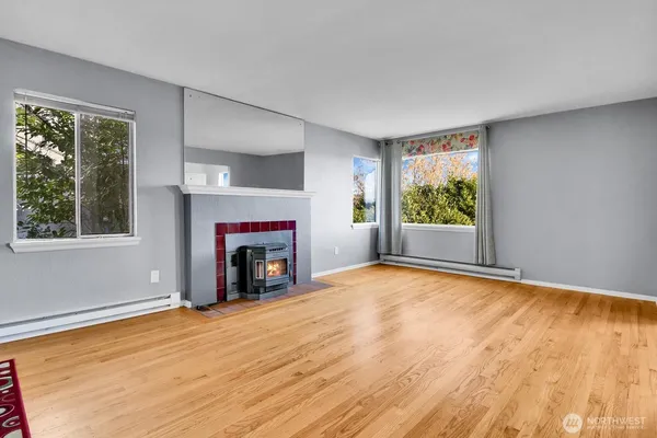 $1,099,950 | 10742 Lakeside Avenue Northeast, Seattle, WA 98125