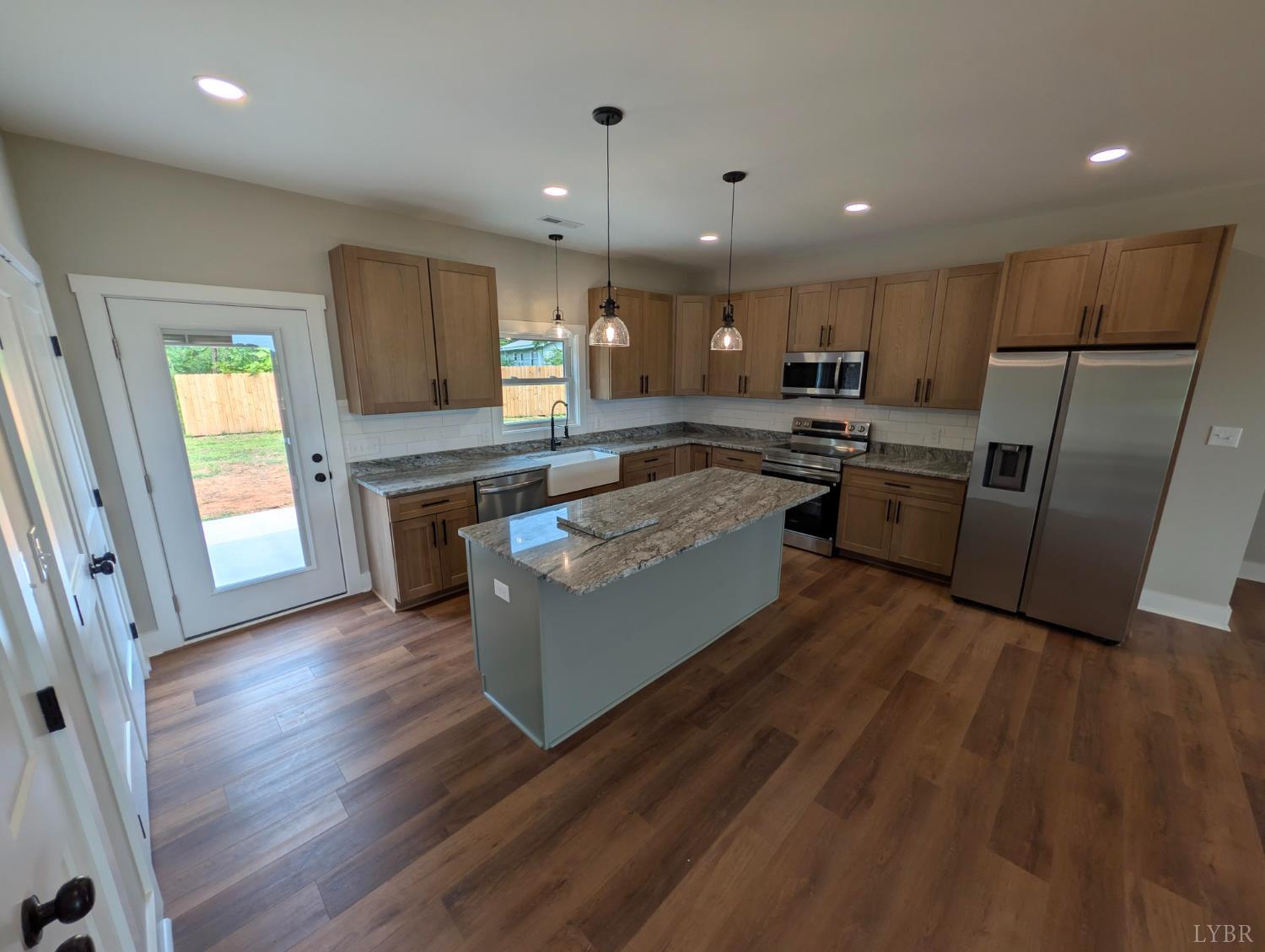 2845 Stonewall Road Concord, VA 24538 - Photo 4 of 27