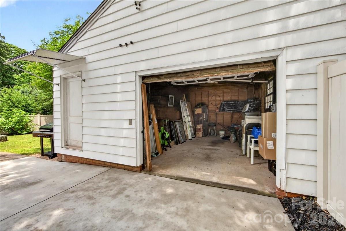 2225 Ashley Road Charlotte, NC 28208 - Photo 32 of 44