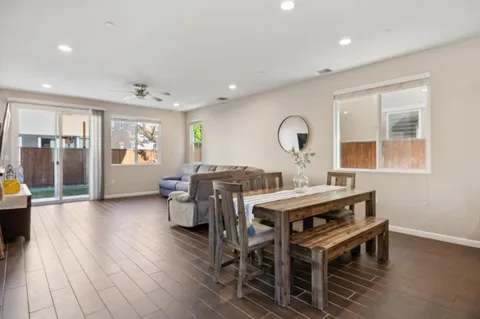 $998,000 | 2521 Apricot Way, Gilroy, CA 95020