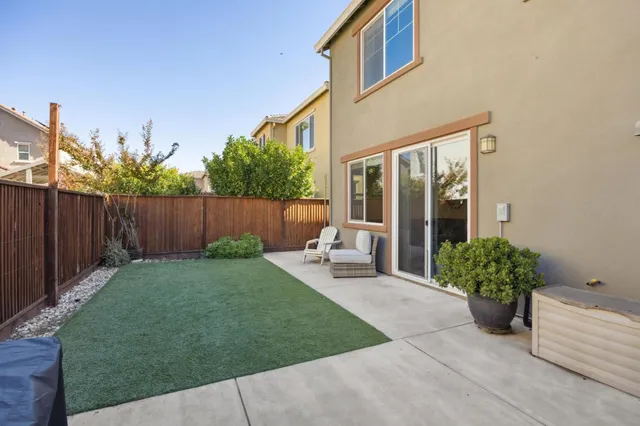 $998,000 | 2521 Apricot Way, Gilroy, CA 95020