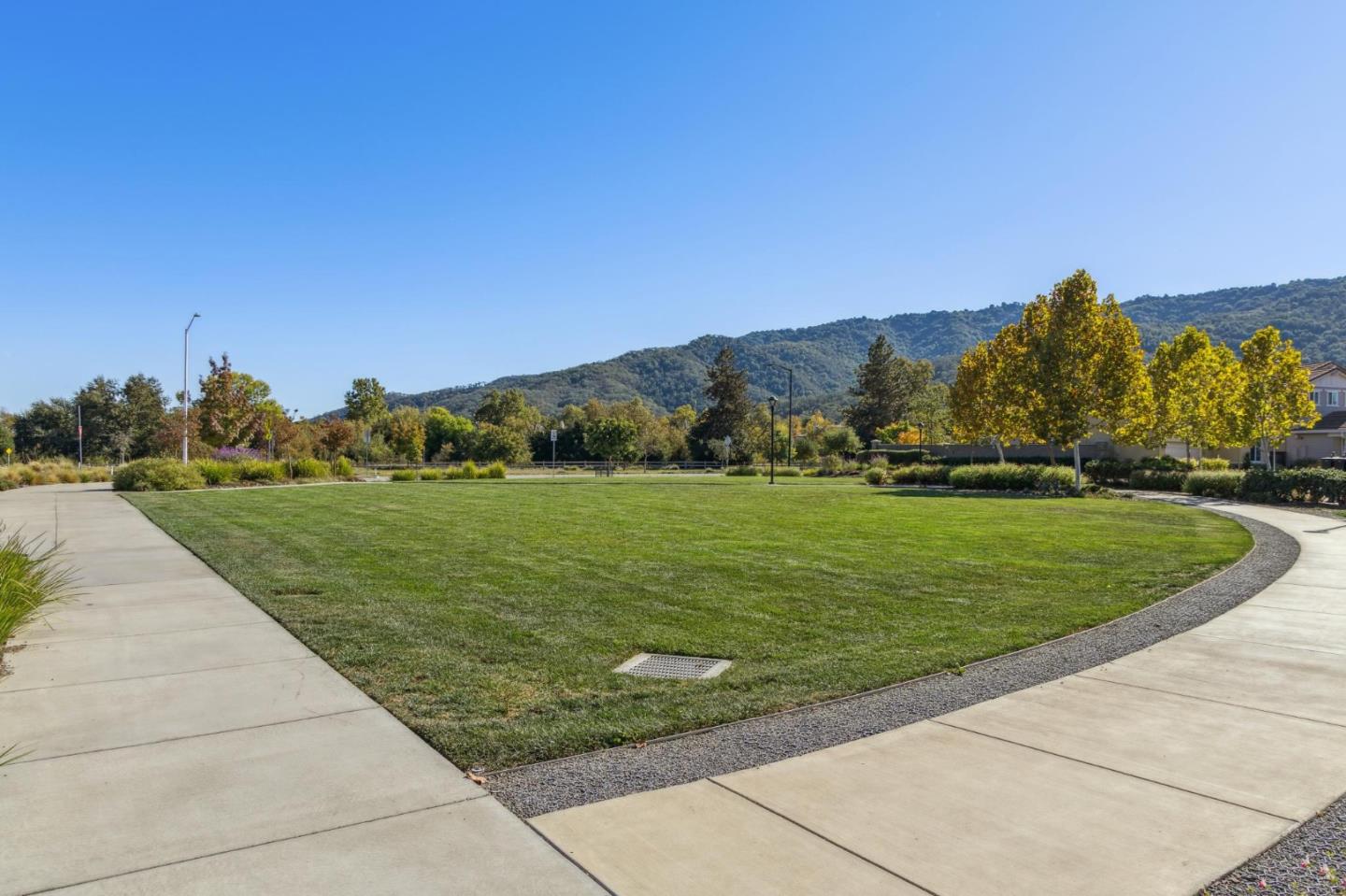 2521 Apricot Way Gilroy, CA 95020 - Photo 68 of 73