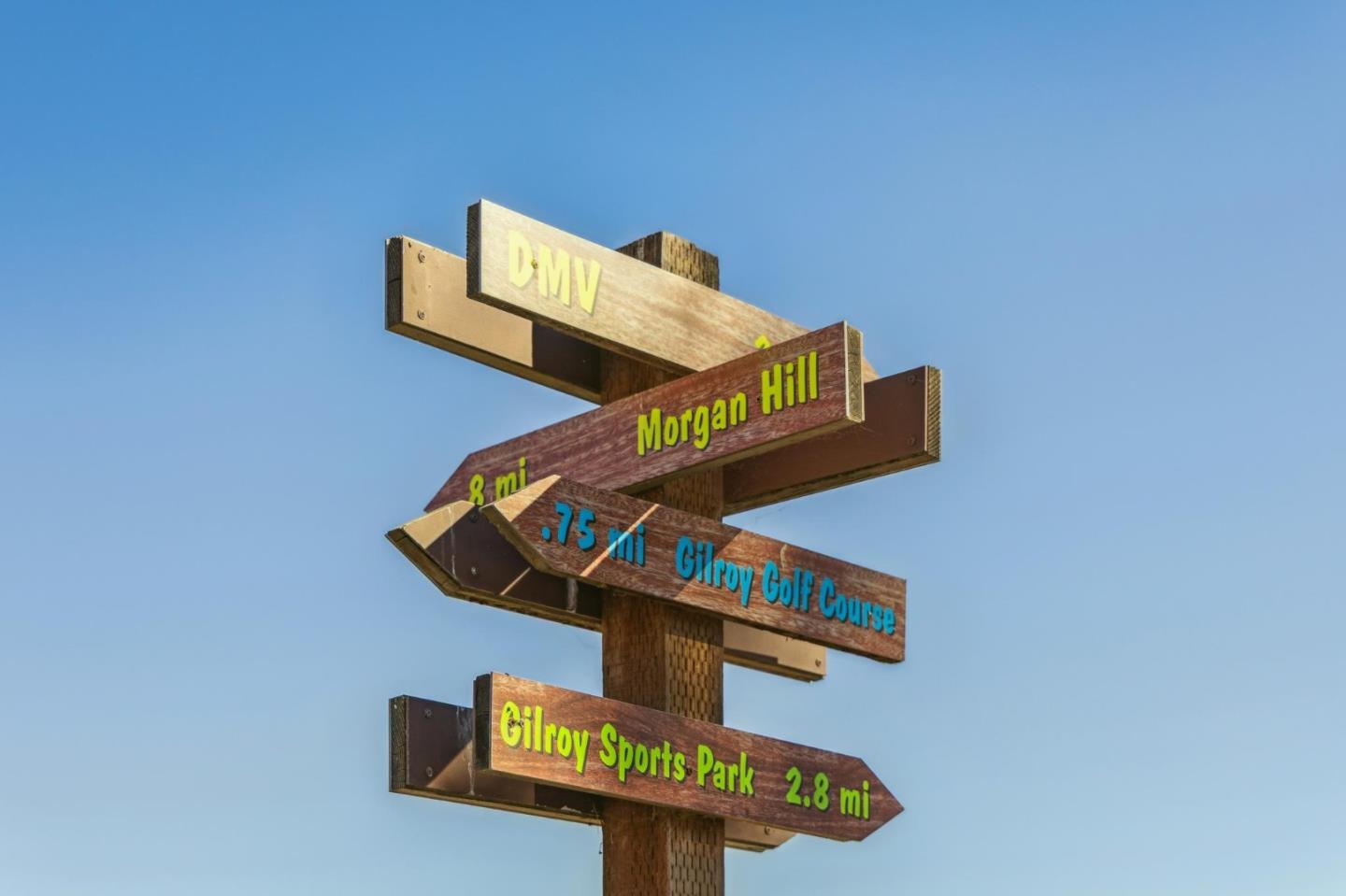 2521 Apricot Way Gilroy, CA 95020 - Photo 70 of 73