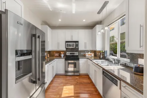$1,465,000 | 107 El Camino Real, Unit 104, Burlingame, CA 94010