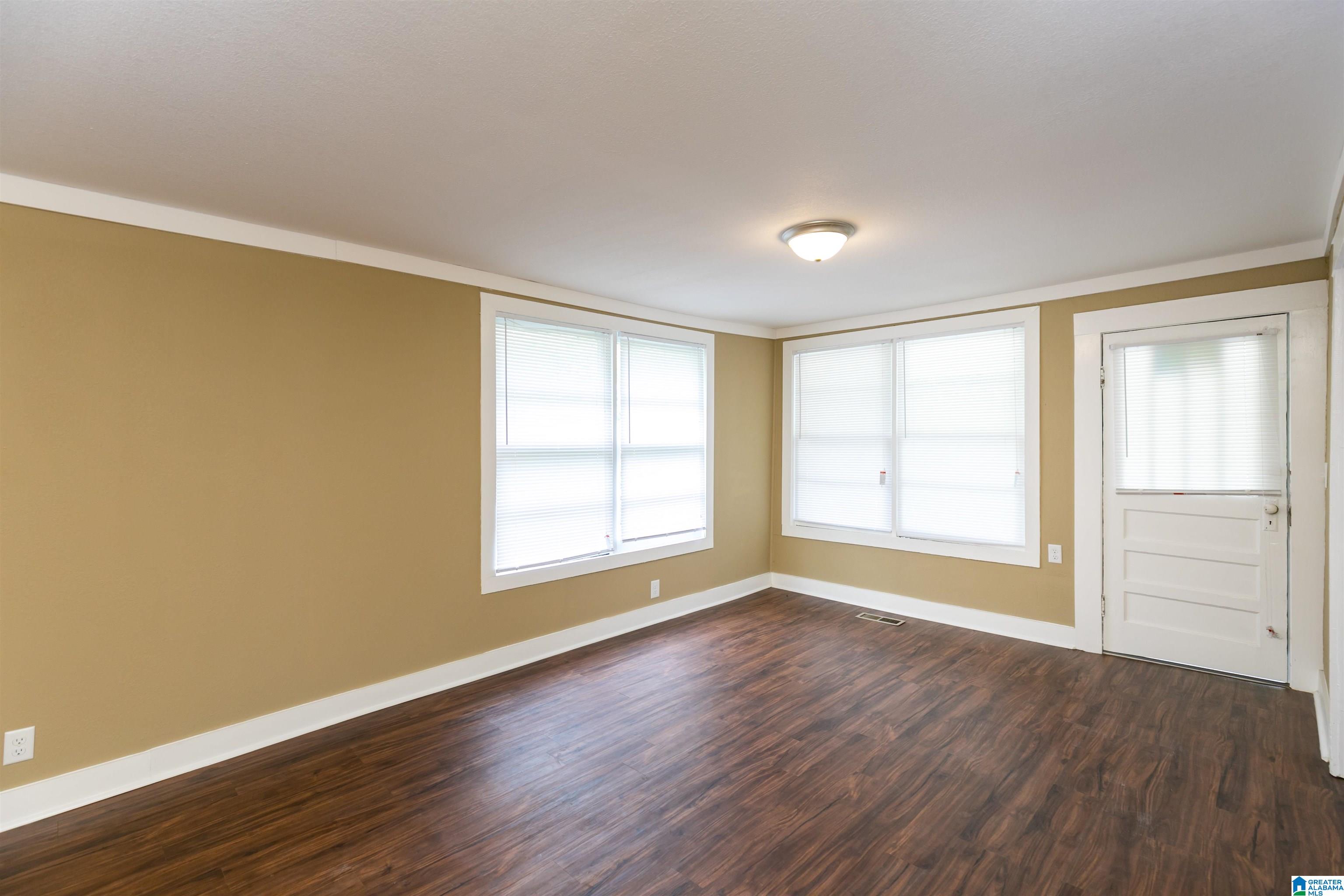 7635 Cahaba Avenue Leeds, AL 35094 - Photo 11 of 29