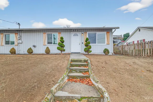 $335,000 | 406 2nd Street, Asotin, WA 99402