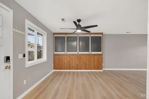 $332,500 | 406 2nd Street, Asotin, WA 99402