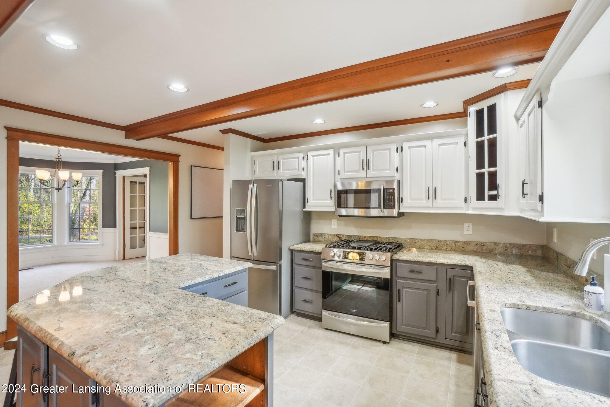 178 Damon Road Haslett, MI 48840 - Photo 15 of 58 Damon Rd-013