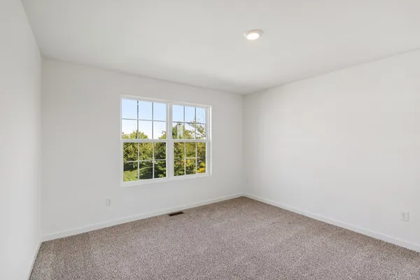 $329,990 | 901 Briar Gln Court, Hampshire, IL 60140