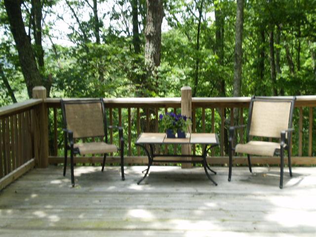 172 Ingman Cliff Road Tracy City, TN 37387 - Photo 7 of 18 Sitting area just outside Sun Porch!