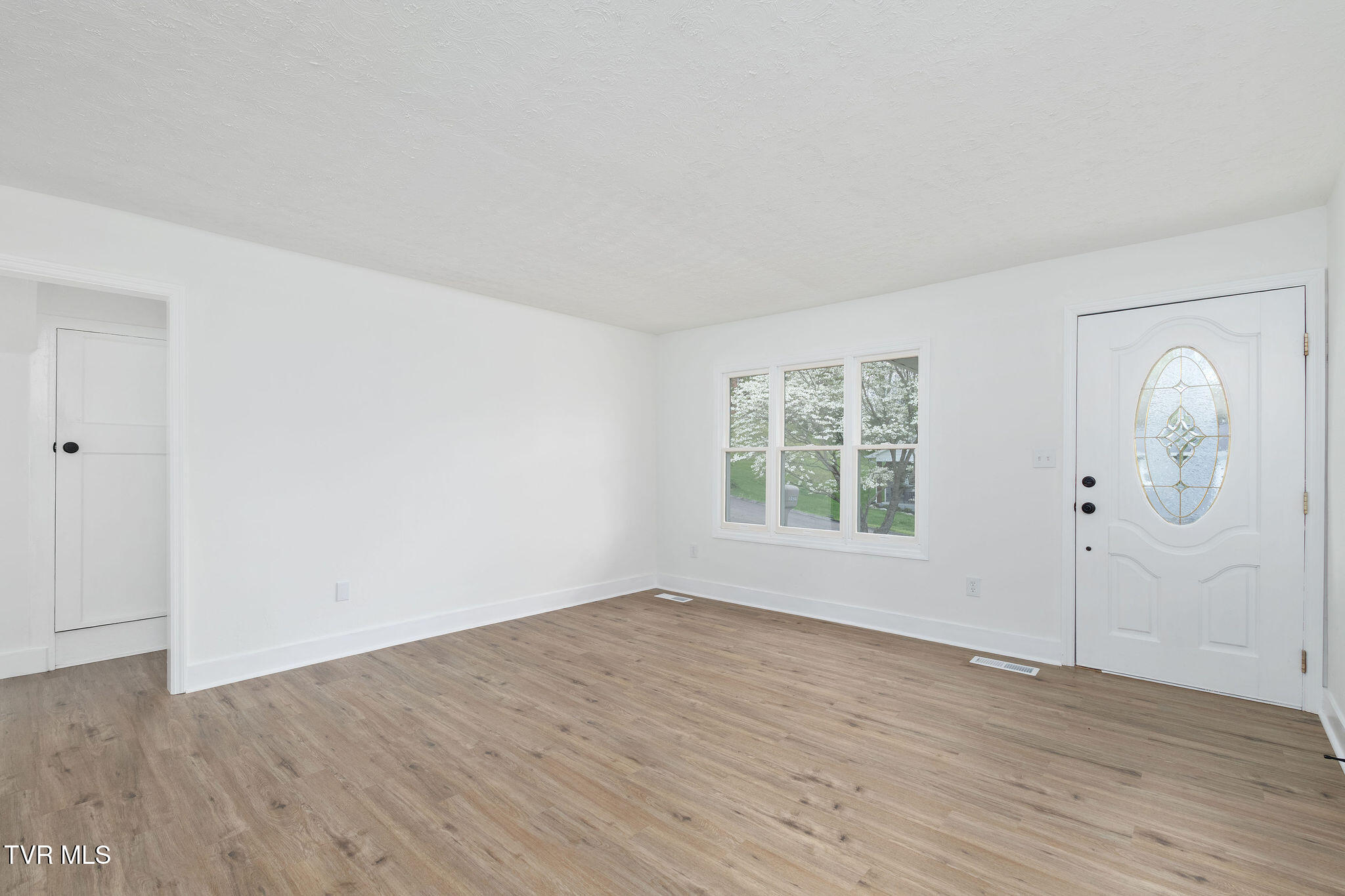 127 Jones Road Rogersville, TN 37857 - Photo 5 of 37 DSC09114