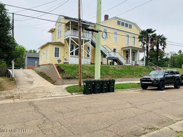 $798,000 | 1116 Main Street, Natchez, MS 39120