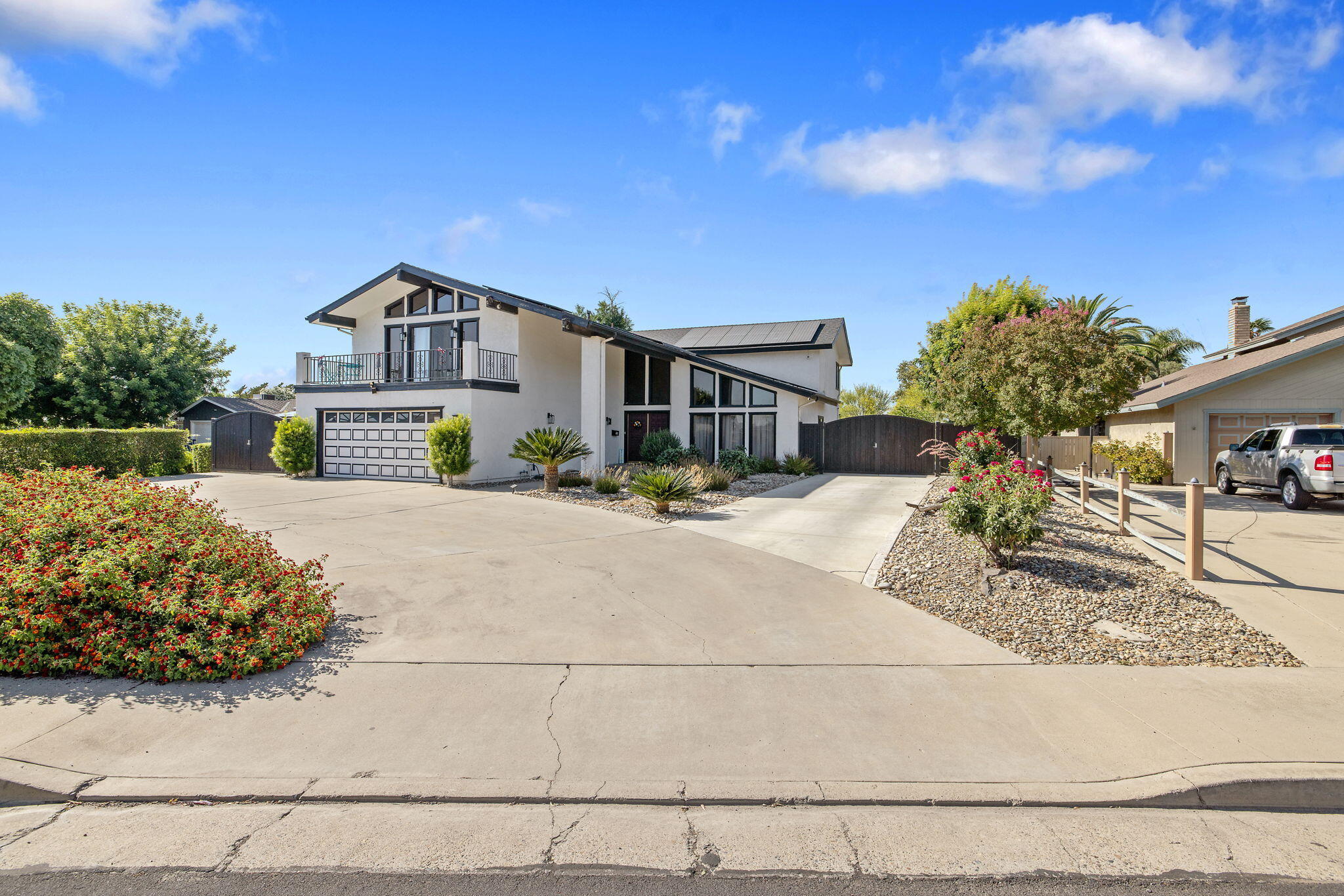 723 West Pine Street Exeter, CA 93221 - Photo 2 of 59