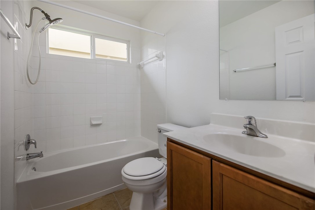 137 Langtry Lane Jarrell, TX 76537 - Photo 23 of 36