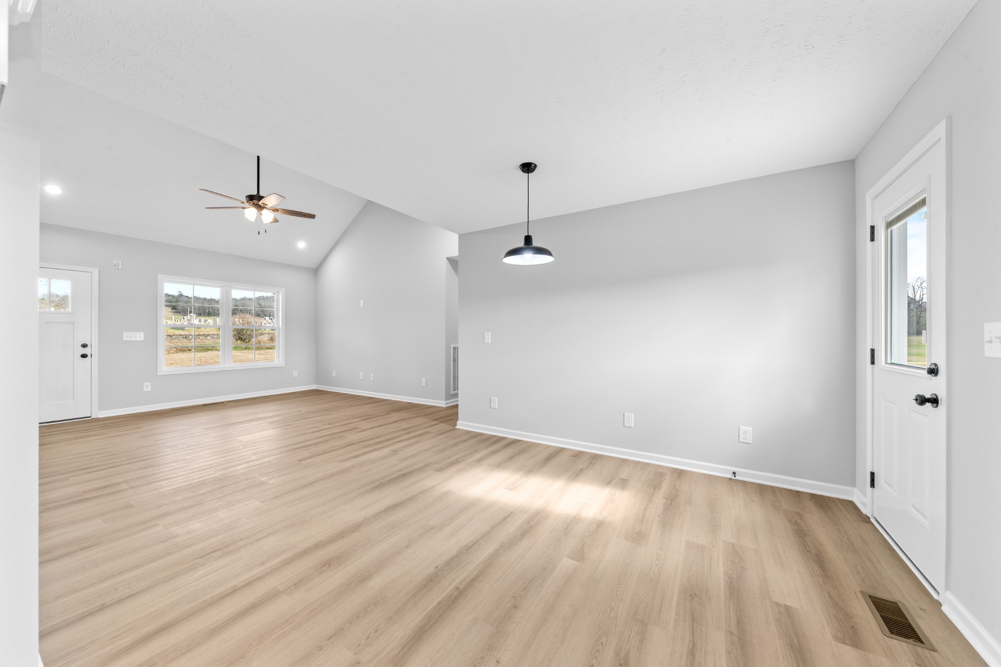 7 Orchard Cemetery Road Petersburg, TN 37144 - Photo 32 of 53 wooden floor in an empty room with a window