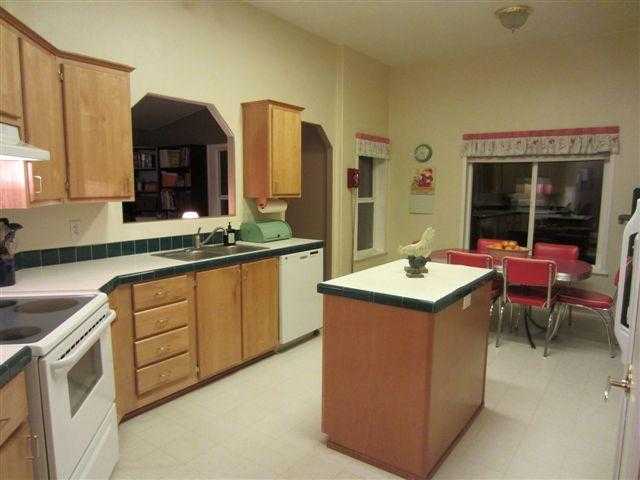 30304 North Findley Road Chattaroy, WA 99003 - Photo 3 of 20 Gallery Image 3