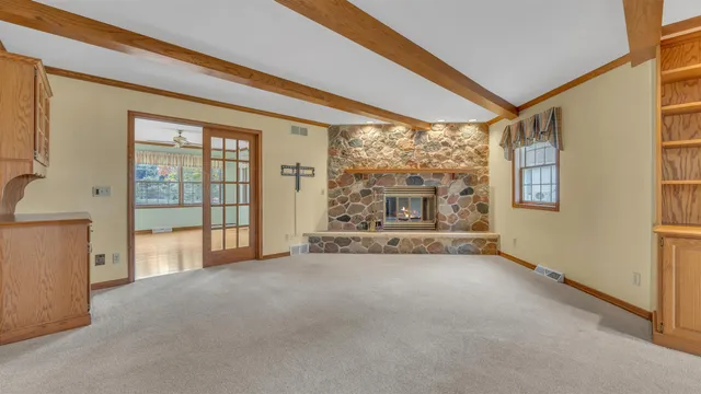 $579,900 | 909 Country Club Lane, Fond du Lac, WI 54935