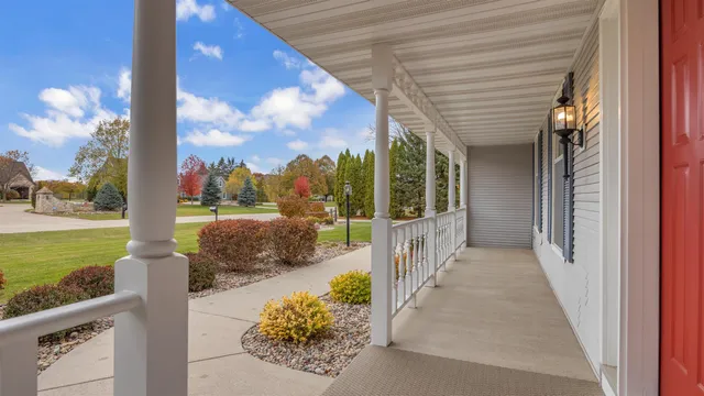 $579,900 | 909 Country Club Lane, Fond du Lac, WI 54935