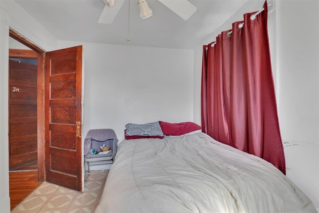 78 Governor Street Springfield, MA 01104 - Photo 14 of 31