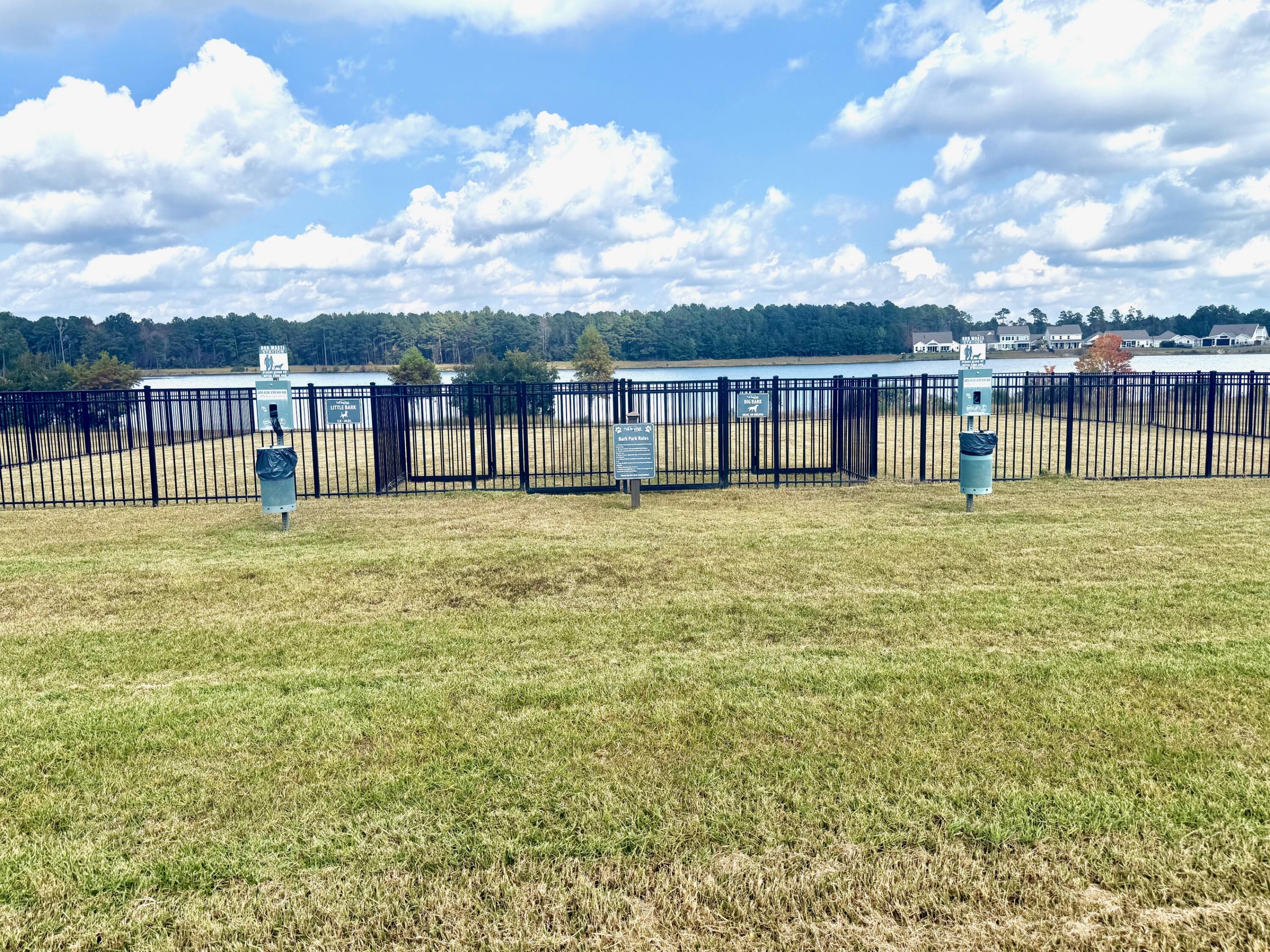 404 Bowstring Drive Huger, SC 29450 - Photo 32 of 34 IMG_0999 (1)