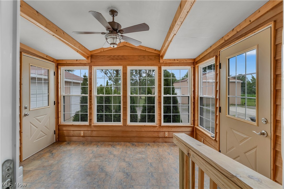 13254 Unity Road New Springfield, OH 44443 - Photo 9 of 42
