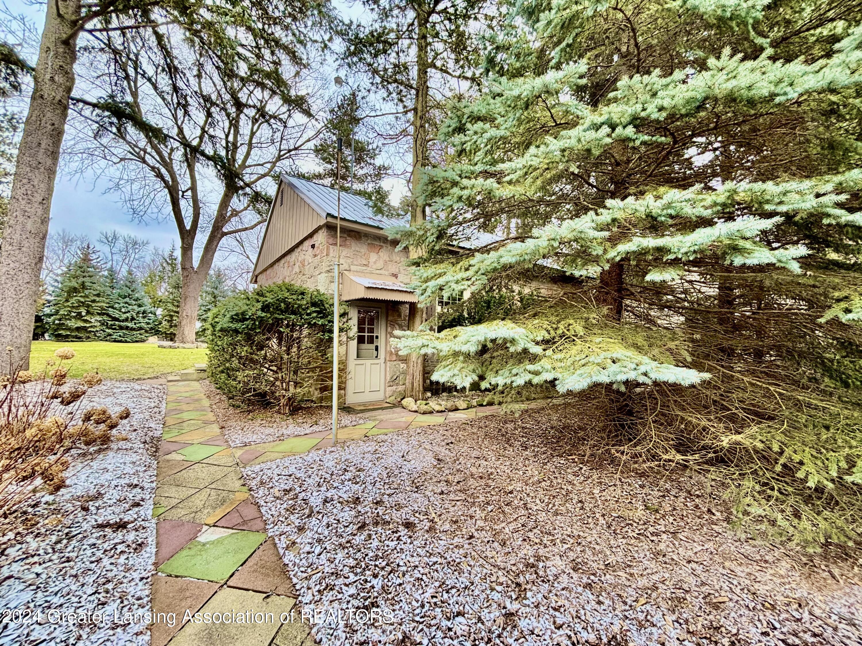 208 Bon Air Road Lansing, MI 48917 - Photo 76 of 128 IMG_2019