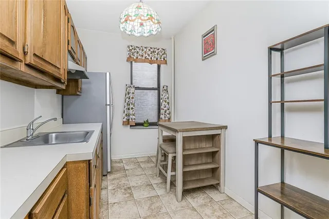 $330,000 | 325 Marine Avenue, Unit B9 | Bay Ridge