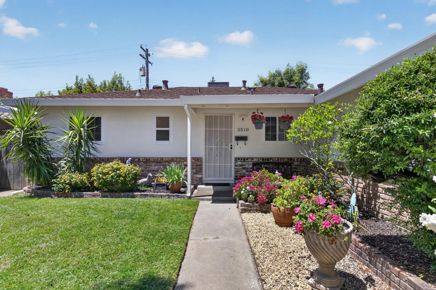 3510 Ardmore Road Sacramento, CA 95821 - Photo 2 of 32