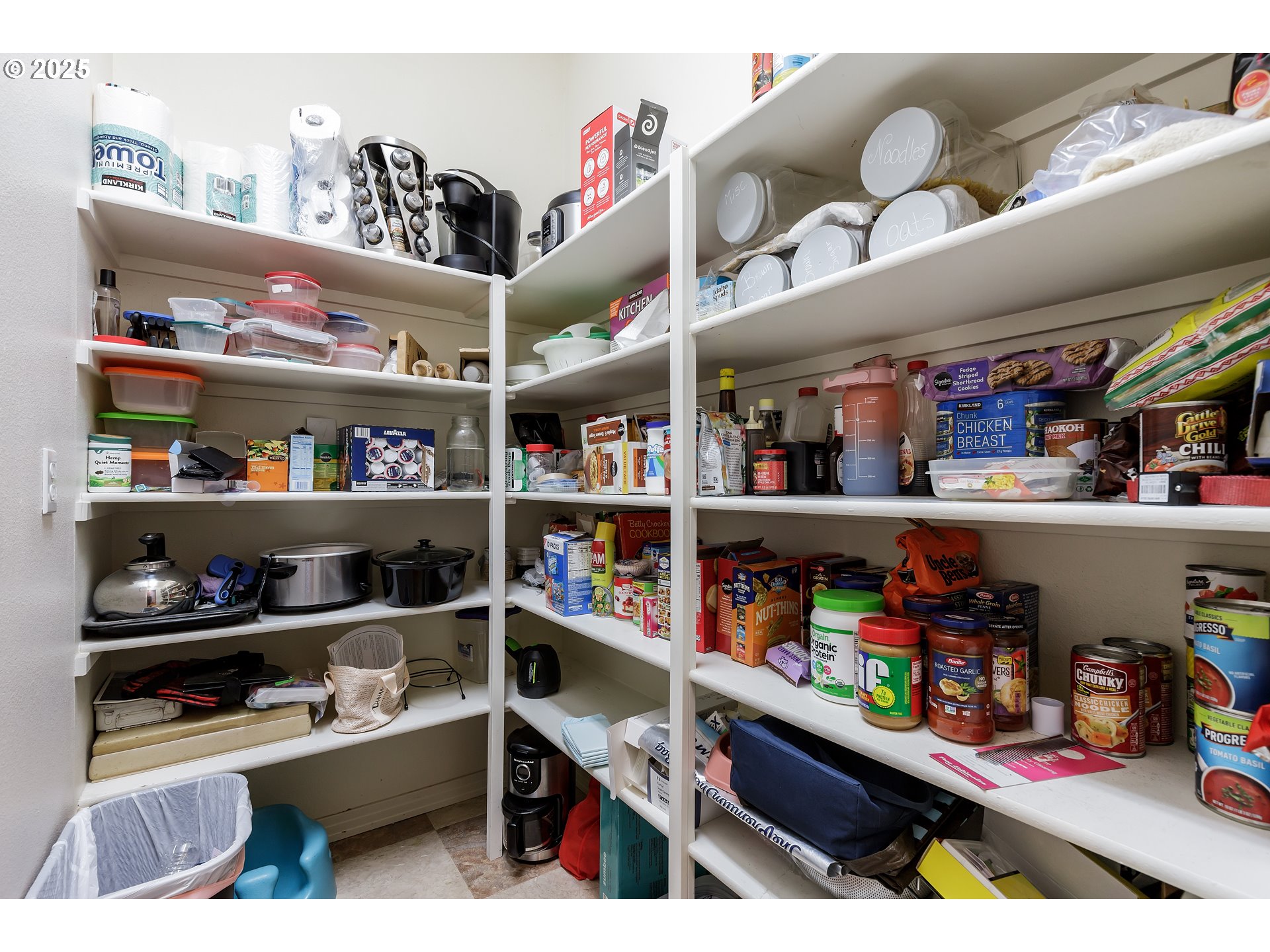 2573 Southeast Morlan Way Gresham, OR 97080 - Photo 16 of 47