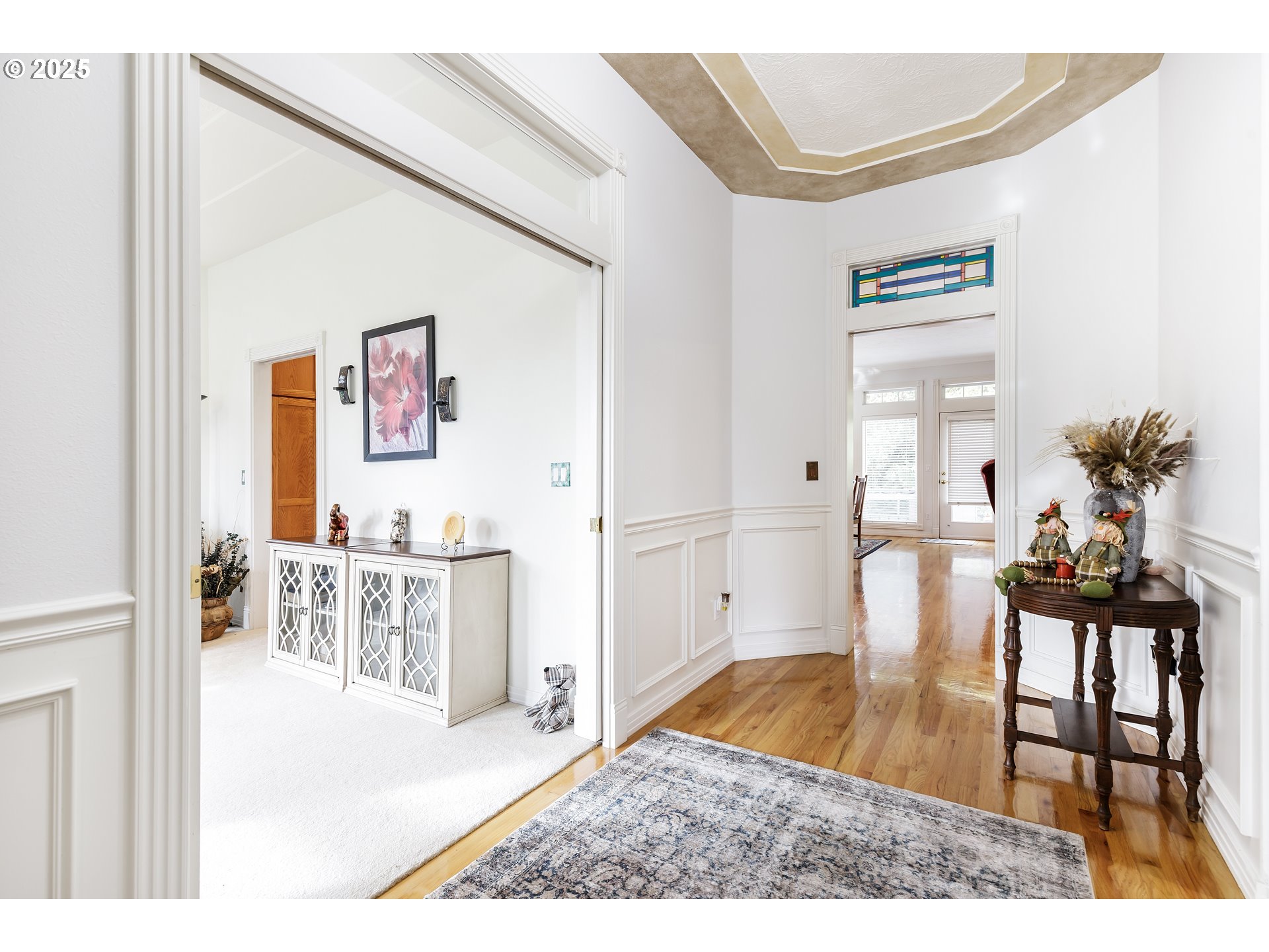2573 Southeast Morlan Way Gresham, OR 97080 - Photo 6 of 47 a living room with furniture and a dining table