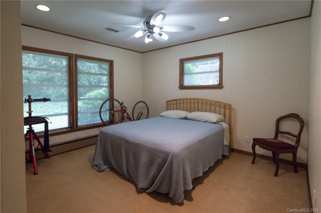 300 Balsam Road Hendersonville, NC 28792 - Photo 13 of 16 Gallery Image 13