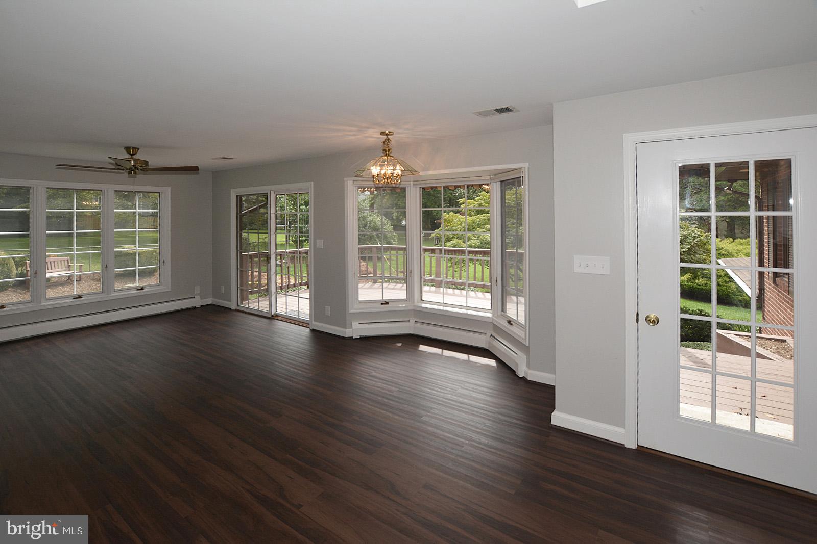 521 Beulah Road Vienna, VA 22180 - Photo 11 of 45 HUGE Family Room with Ceiling Fan