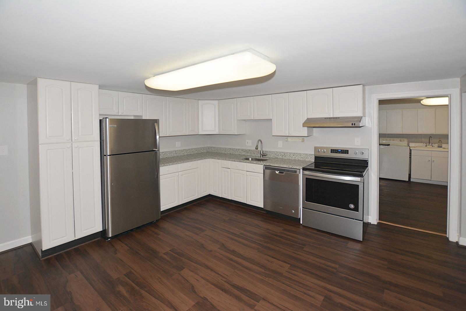 521 Beulah Road Vienna, VA 22180 - Photo 26 of 45 Full Updated Kitchen in In-Law Suite