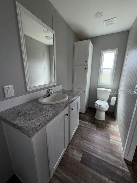 13432 East Wheeler Road, Unit 13422 Dover, FL 33527 - Photo 5 of 14