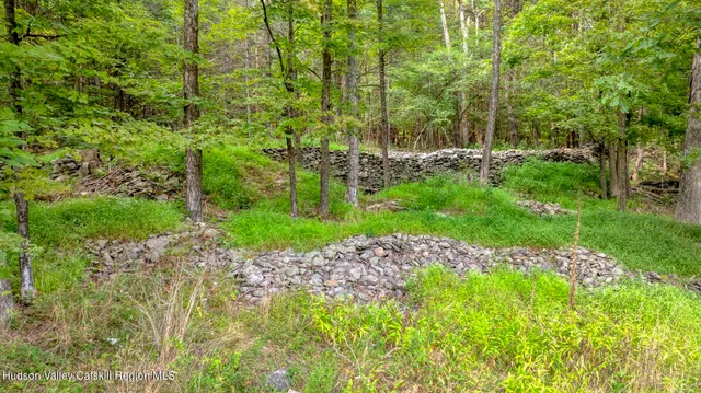 $875,000 | 18 Jomar Lane, Olivebridge, NY 12461