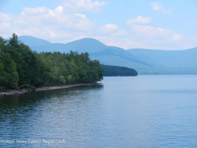 $875,000 | 18 Jomar Lane, Olivebridge, NY 12461