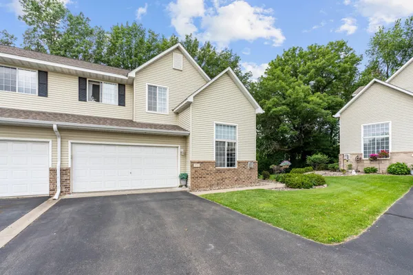 $299,900 | 1711 Elm Street, White Bear Lake, MN 55110