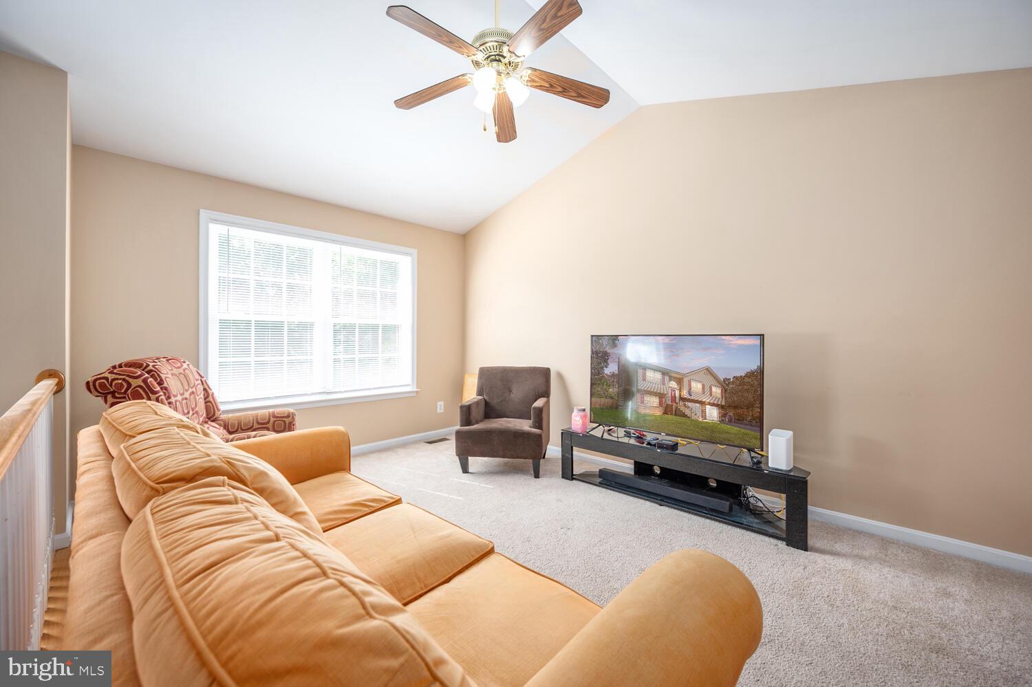 12 Ridge Road Stafford, VA 22556 - Photo 11 of 54 Living Room