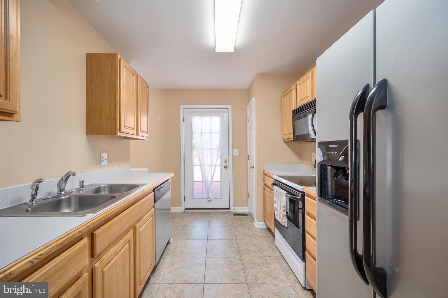 12 Ridge Road Stafford, VA 22556 - Photo 20 of 54 Kitchen