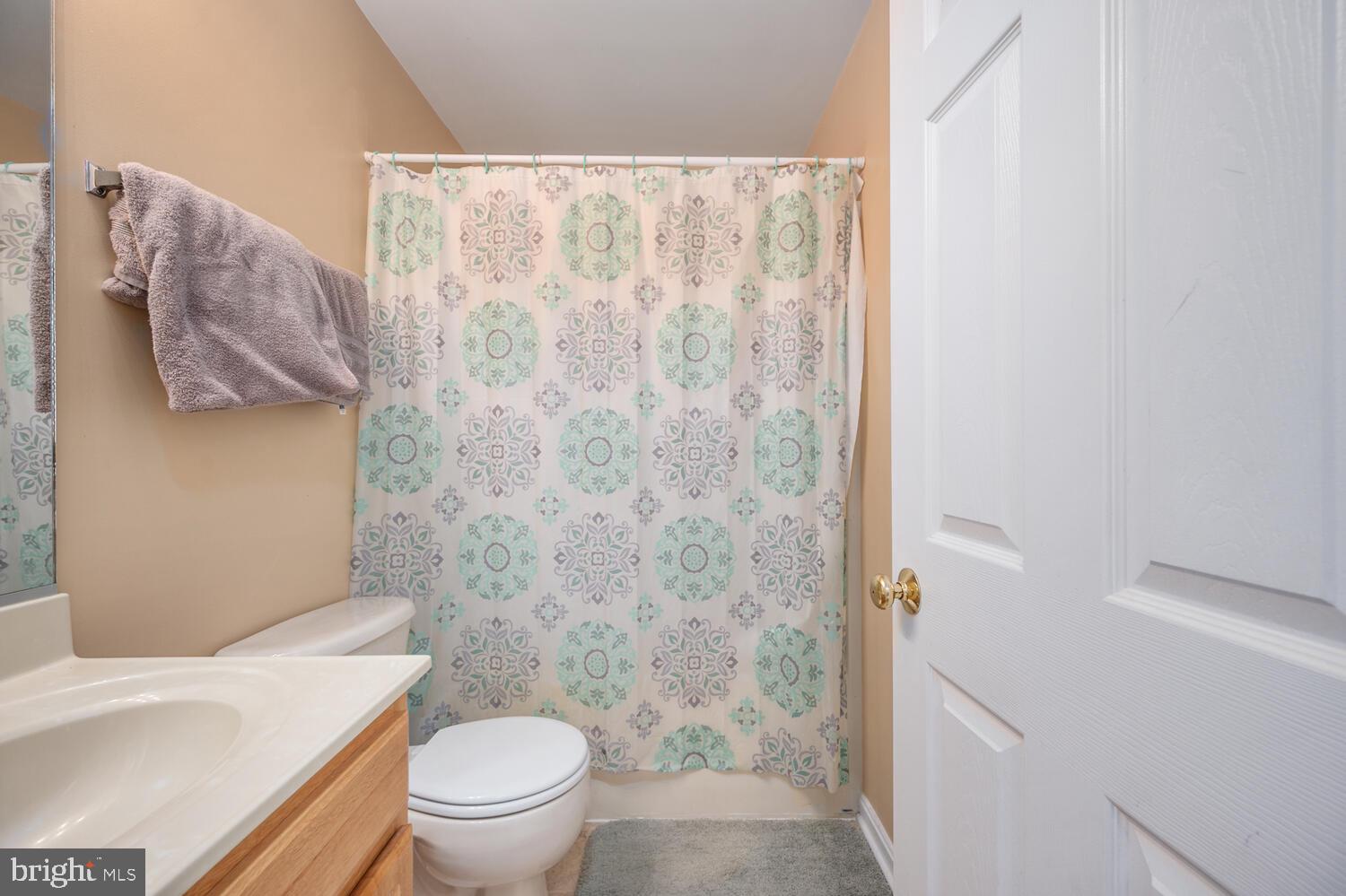 12 Ridge Road Stafford, VA 22556 - Photo 32 of 54 Main Level Full Bath