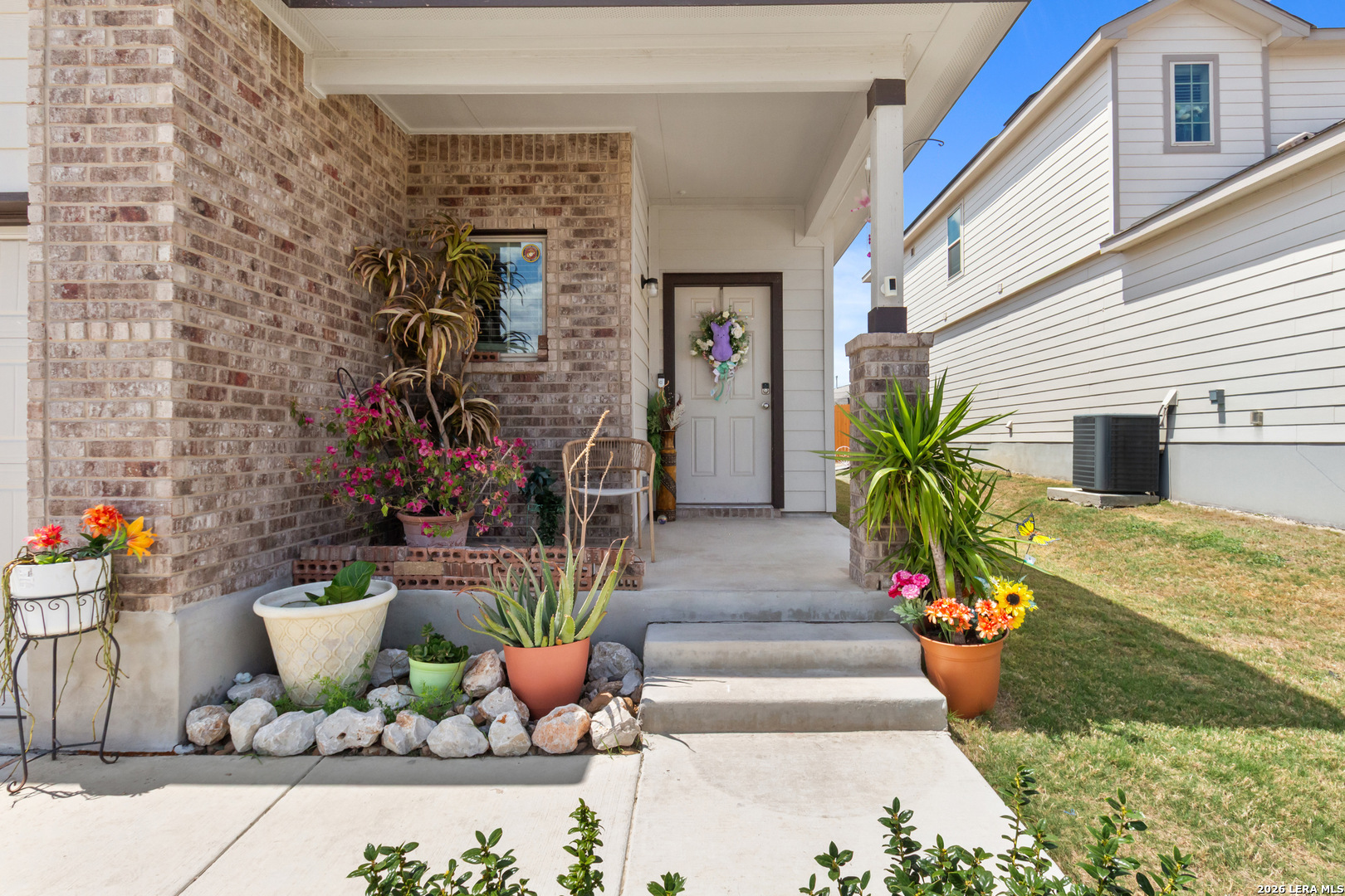 5919 Poolside Park Converse, TX 78109 - Photo 3 of 25