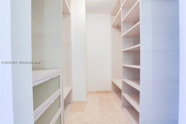 68 Southeast 6th Street, Unit 3210 Miami, FL 33131 - Photo 10 of 23